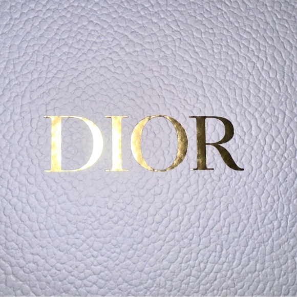 Dior Beauty Face Towel White Logo Cotton Authentic Gift Box - Picture 8 of 9